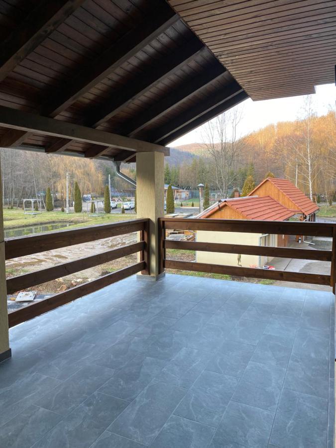 Pensiunea Valea Gepisului Grosi  Esterno foto